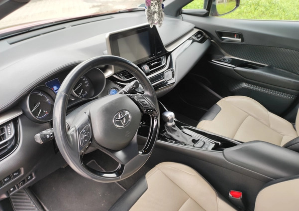 Toyota C-HR cena 94000 przebieg: 52000, rok produkcji 2018 z Muszyna małe 191